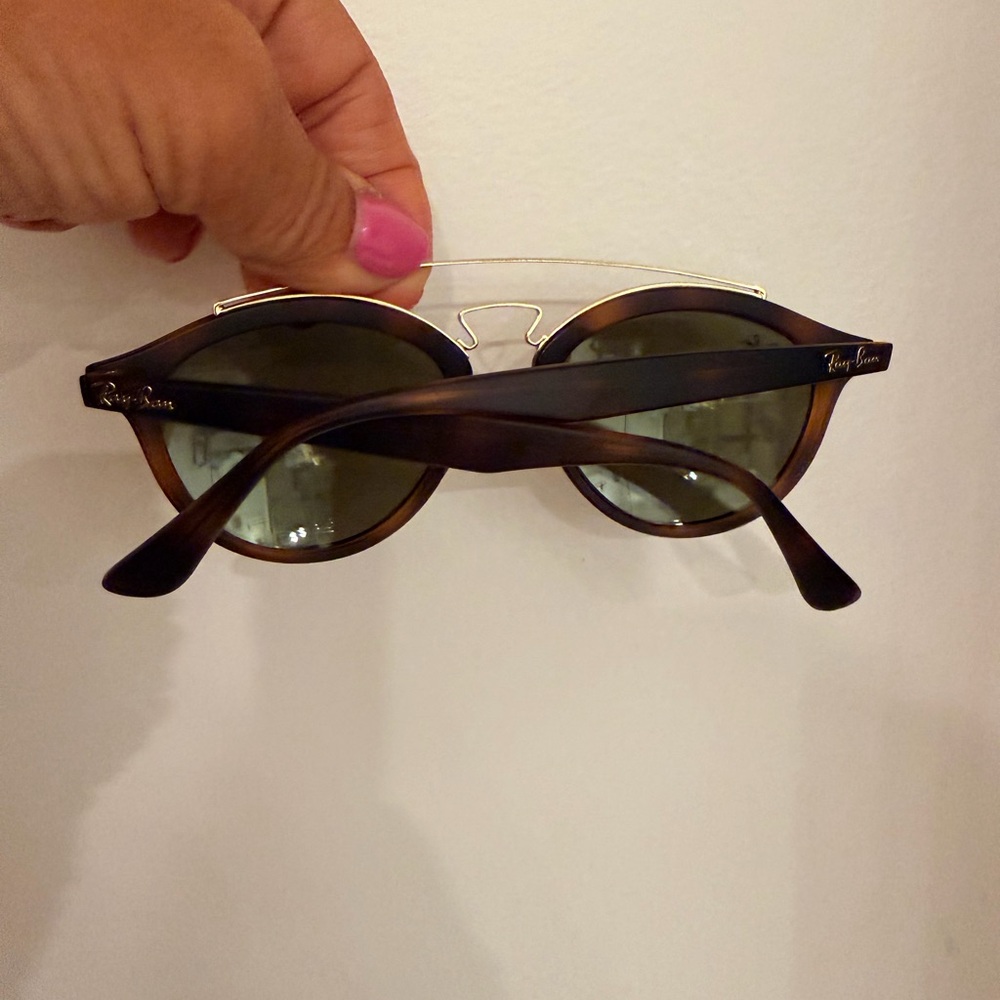 Ray-Ban Classic Brown Sunglasses - Picture 7 of 7